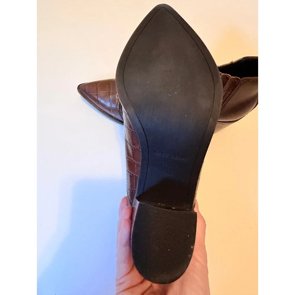 Marc Fisher Ankle Boots Size 8.5 Brown Yale Croc Embossed Leather Block Heel
